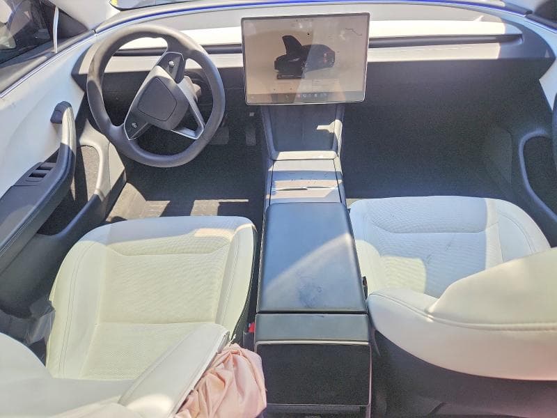 2024 TESLA MODEL 3 8