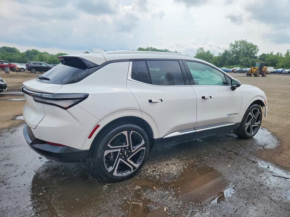 2025 CHEVROLET EQUINOX LT 3