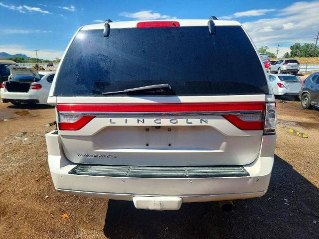 2017 LINCOLN NAVIGATOR SELECT 6
