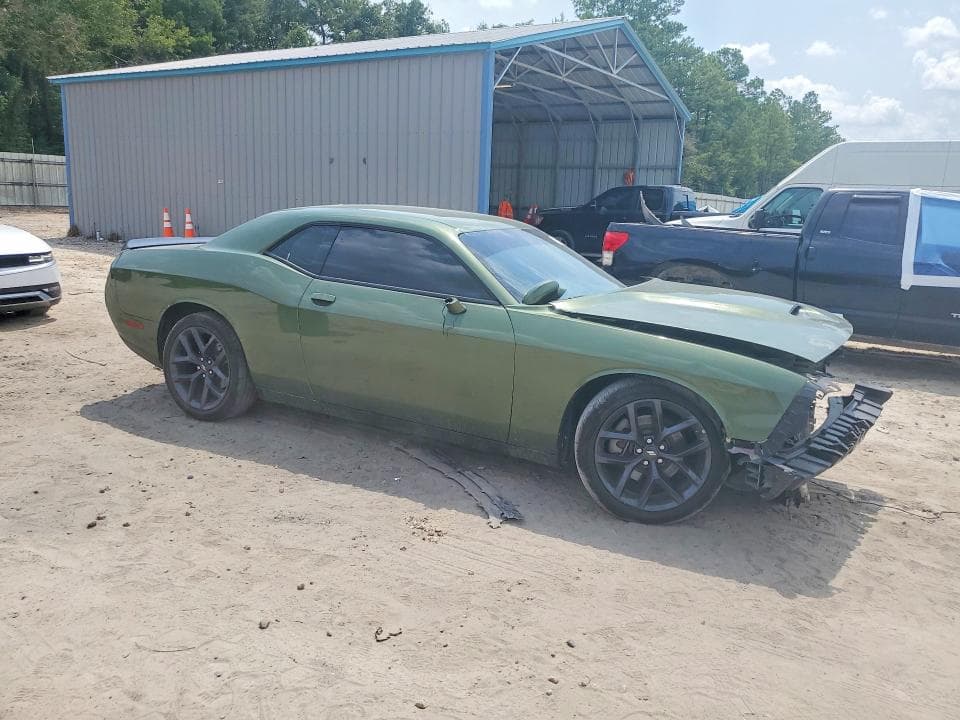 2022 DODGE CHALLENGER GT 4