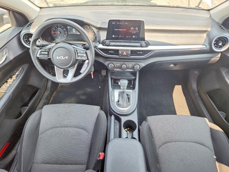 2024 KIA FORTE LXS 8