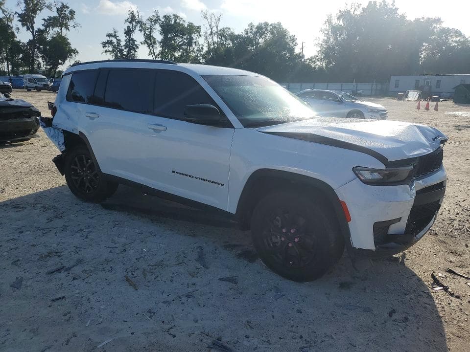 2024 JEEP GRAND CHEROKEE L LAREDO 4