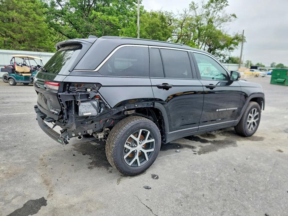 2025 JEEP GRAND CHEROKEE SPORT 3