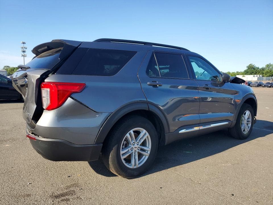 2023 FORD EXPLORER XLT 3