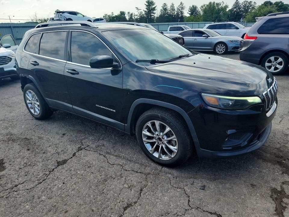 2019 JEEP CHEROKEE LATITUDE PLUS 4