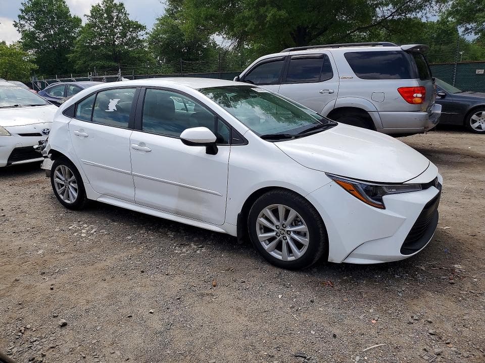 2024 TOYOTA COROLLA 4