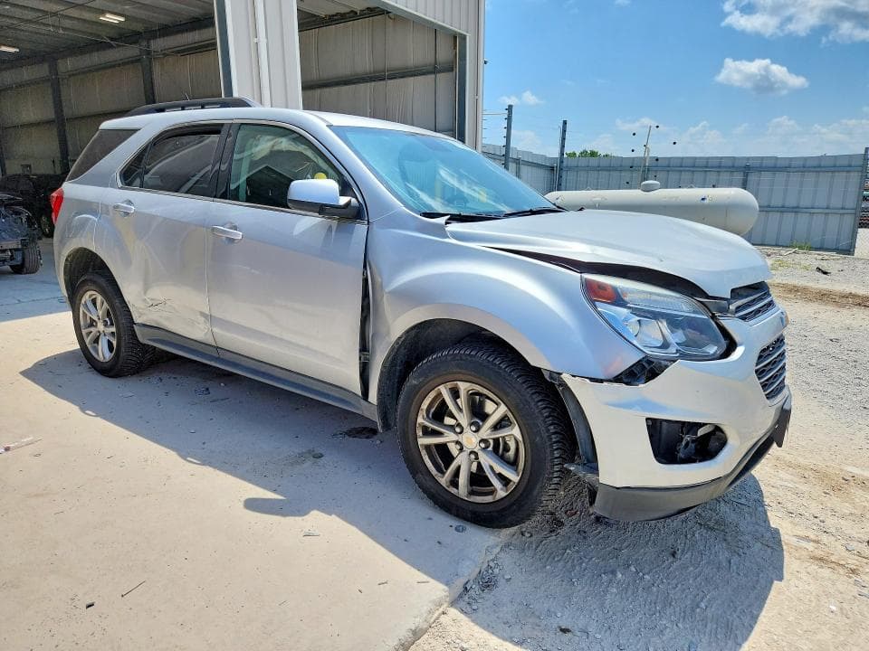 2017 CHEVROLET EQUINOX LT 4