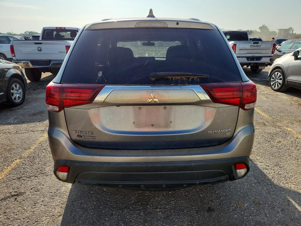 2017 MITSUBISHI OUTLANDER SE 6