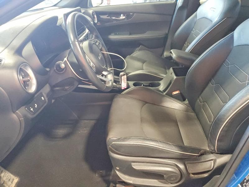2023 KIA FORTE GT LINE 7