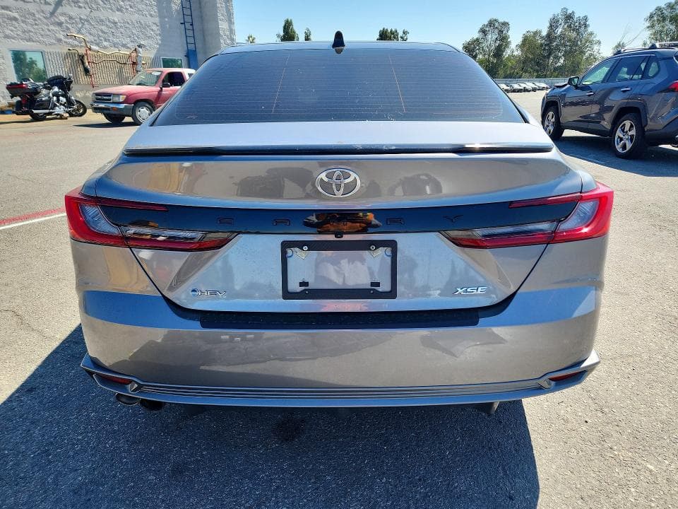 2025 TOYOTA CAMRY XSE 6