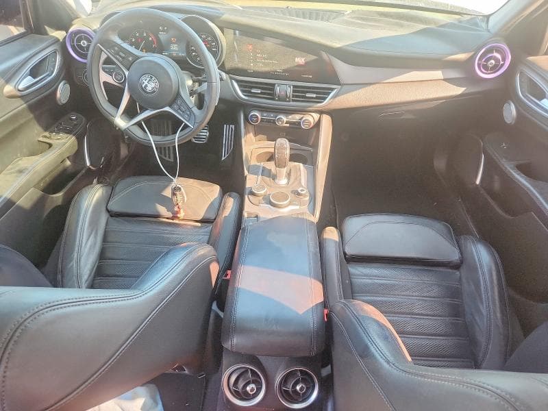 2017 ALFA ROMEO GIULIA TI 8