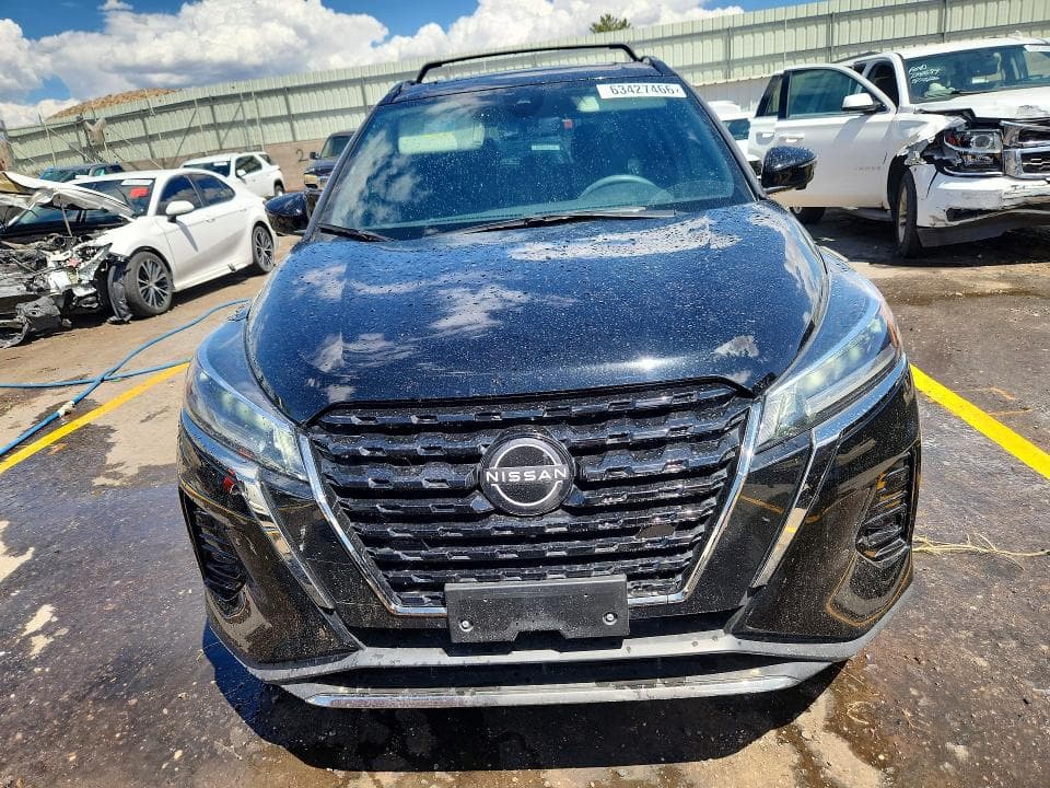 2024 NISSAN KICKS SR 5