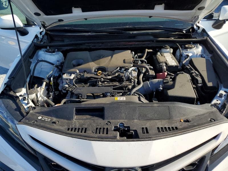 2021 TOYOTA CAMRY SE 11