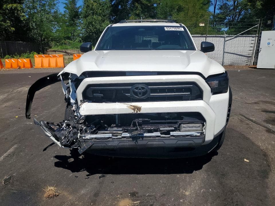 2025 TOYOTA 4RUNNER SR5 5