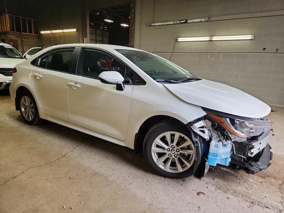2026 TOYOTA COROLLA LE 4
