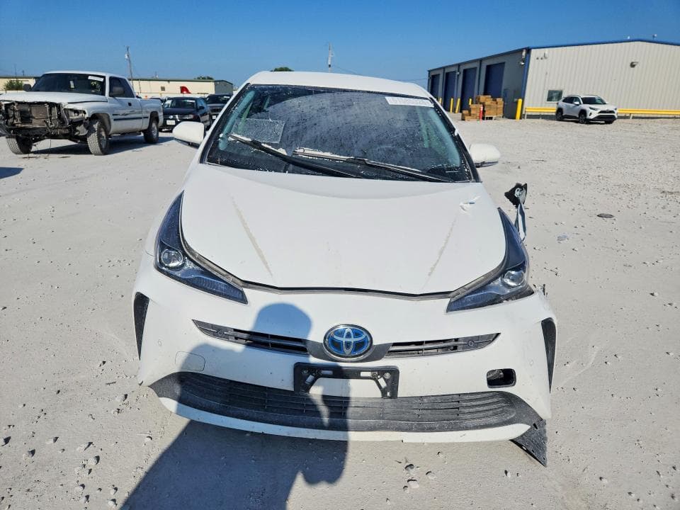 2020 TOYOTA PRIUS LE 5