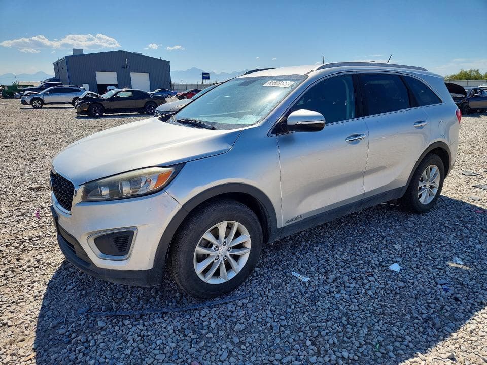 2017 KIA SORENTO LX V6 - 1