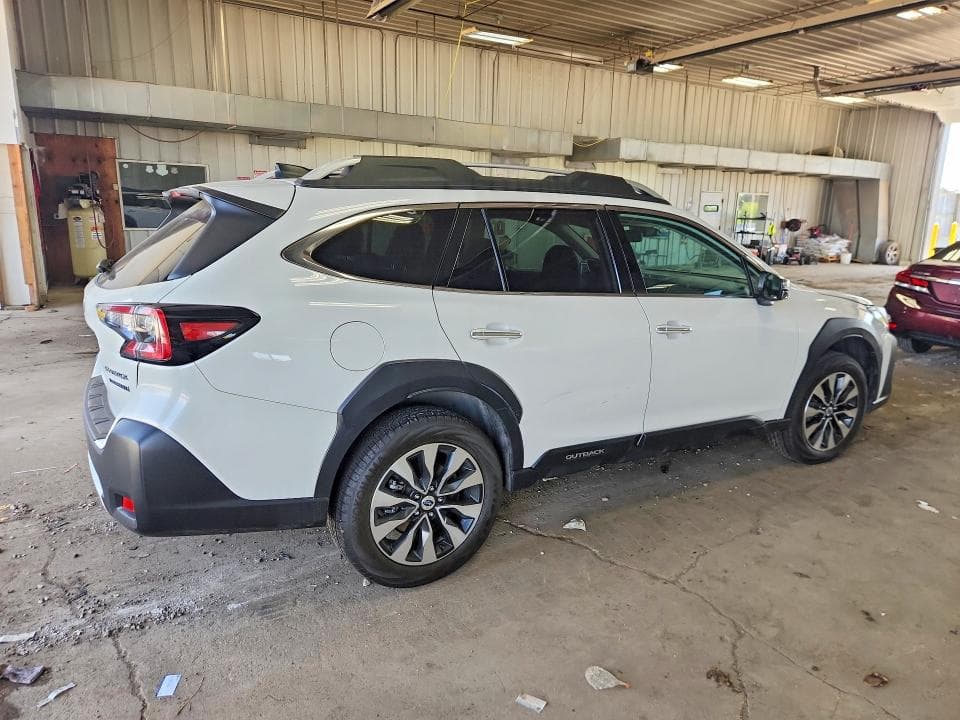 2024 SUBARU OUTBACK TOURING 3