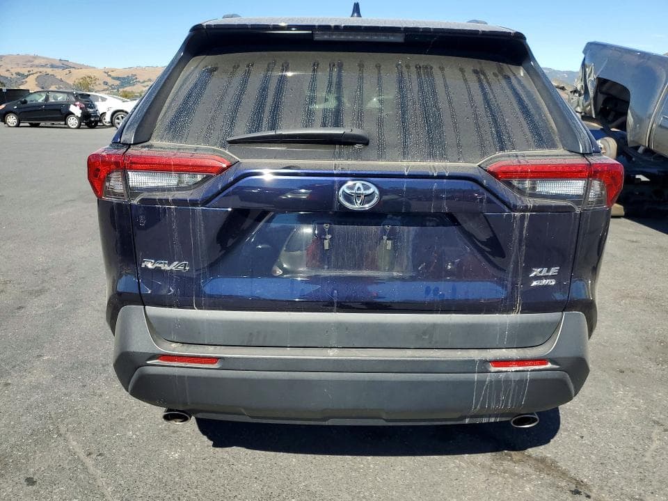 2024 TOYOTA RAV4 XLE PREMIUM 6