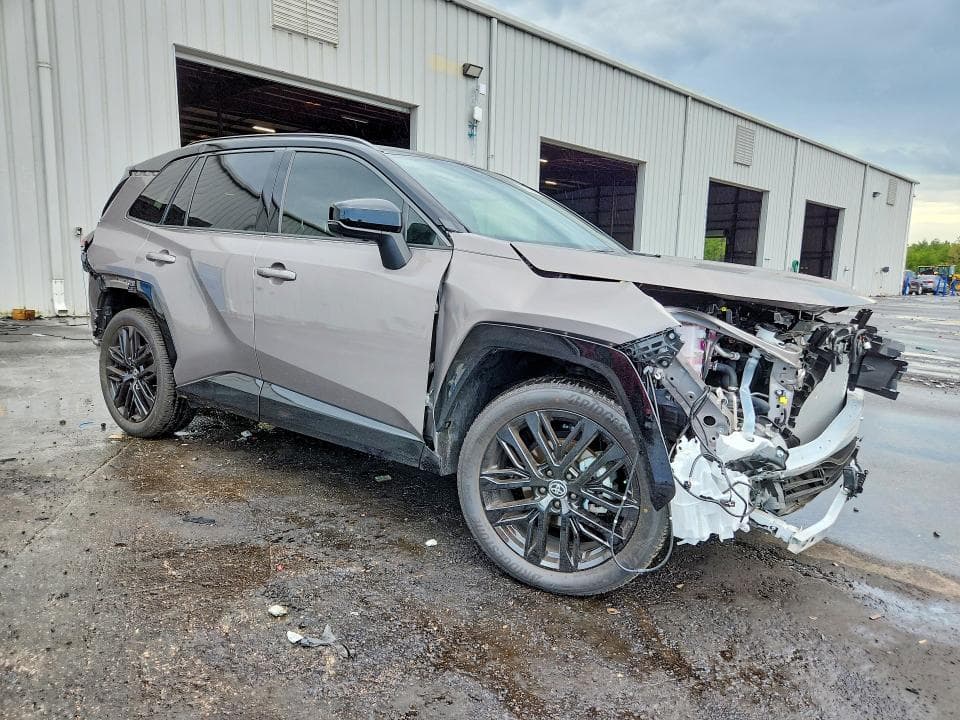 2026 TOYOTA RAV4 XSE 4