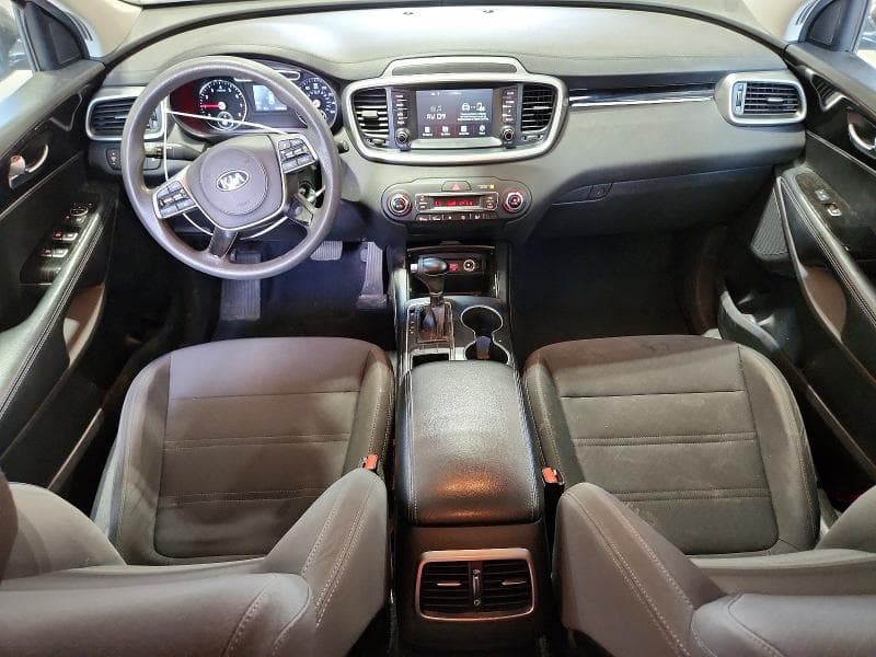 2019 KIA SORENTO LX V6 8