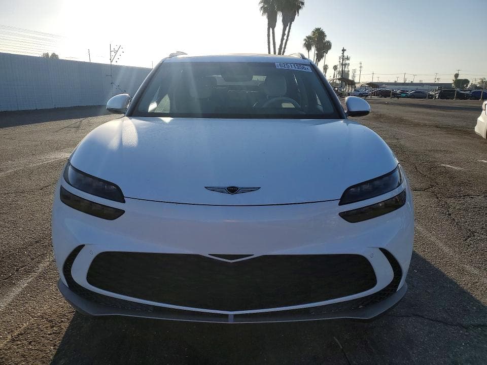 2024 GENESIS GV60 STANDARD 5