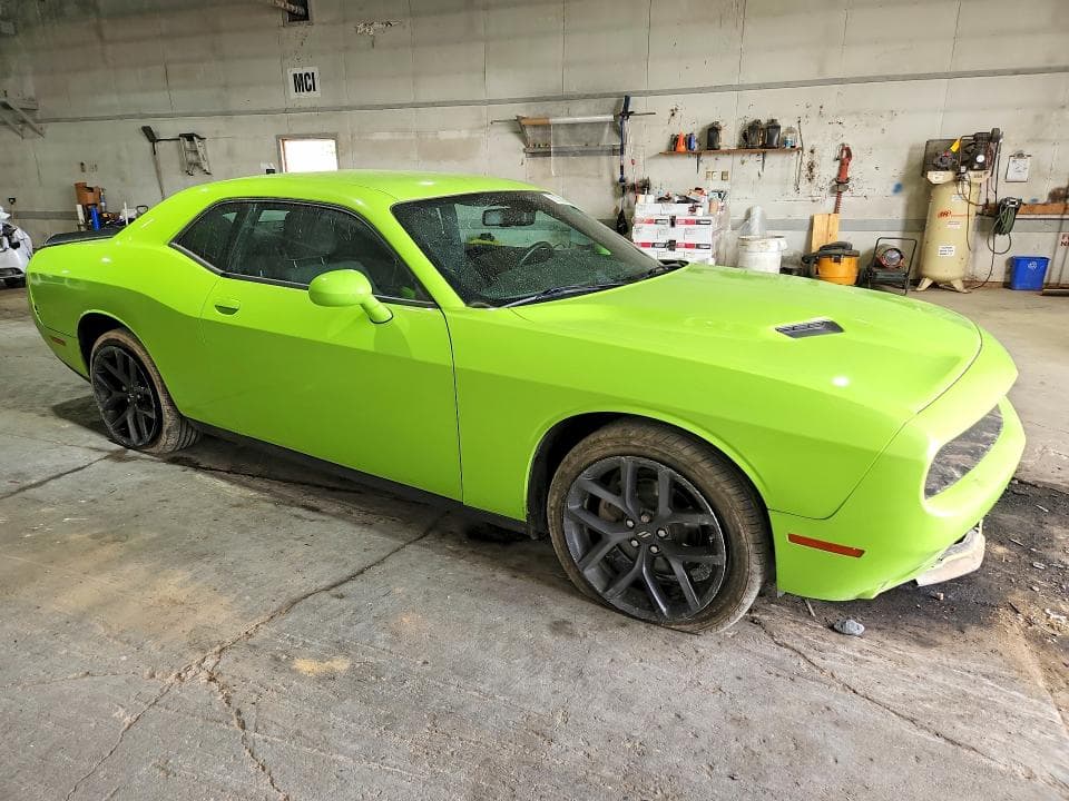 2023 DODGE CHALLENGER SXT 4