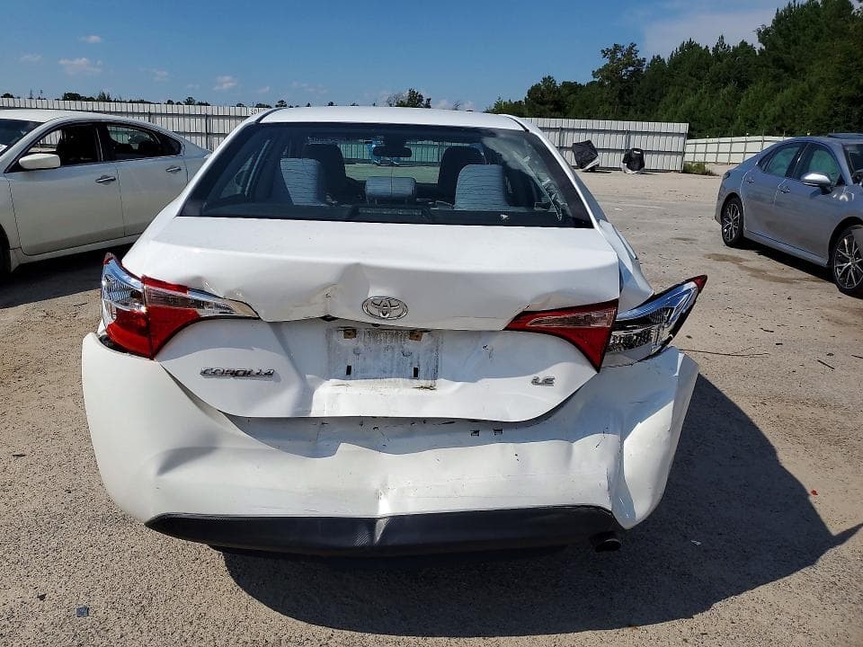 2017 TOYOTA COROLLA LE 6