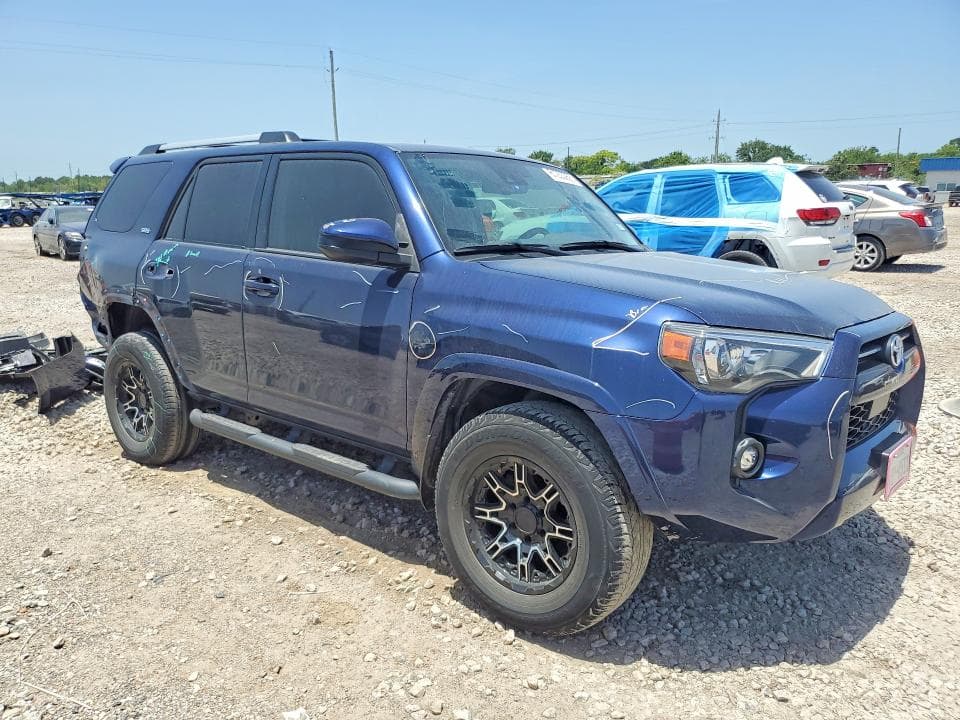 2022 TOYOTA 4RUNNER SR5 4