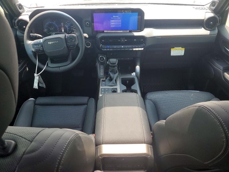 2026 TOYOTA LAND CRUISER BASE 8
