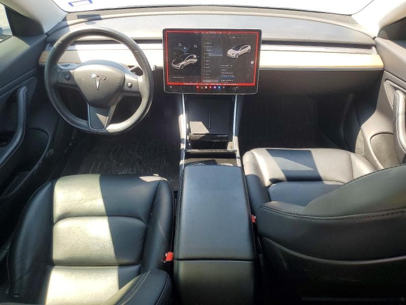 2018 TESLA MODEL 3 8