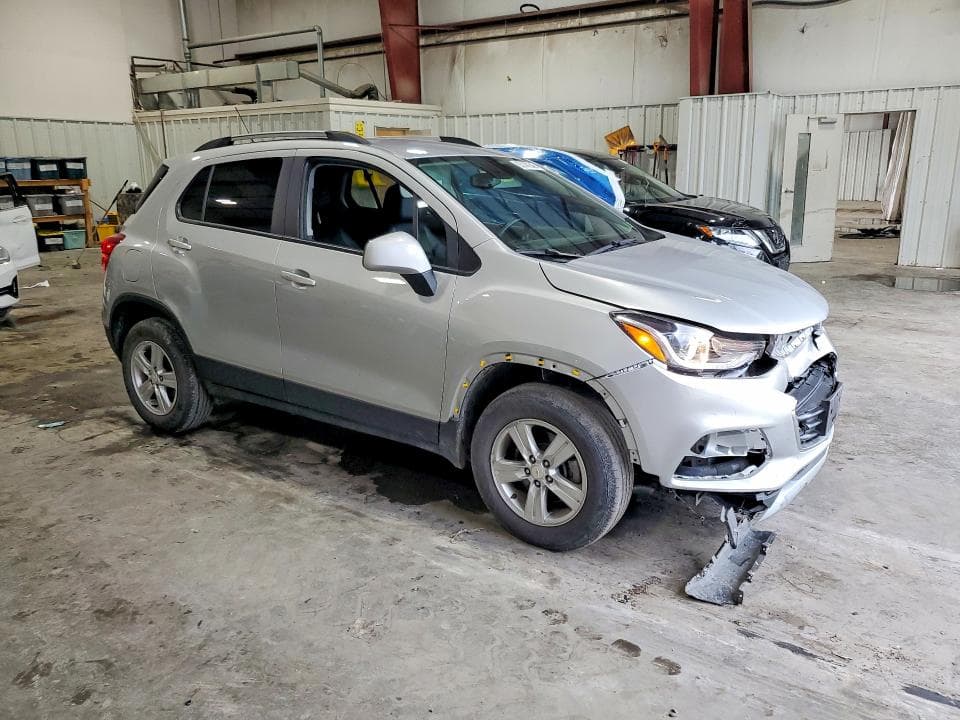 2022 CHEVROLET TRAX 1LT 4