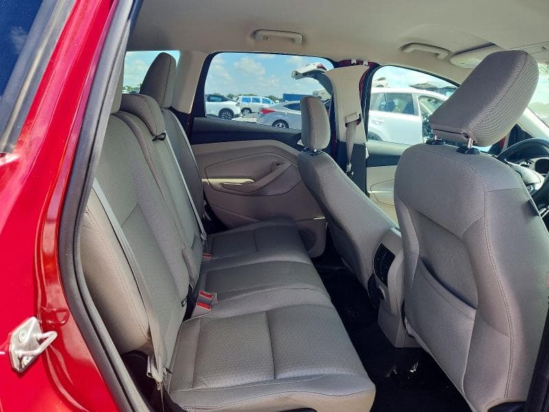 2018 FORD ESCAPE SE 11