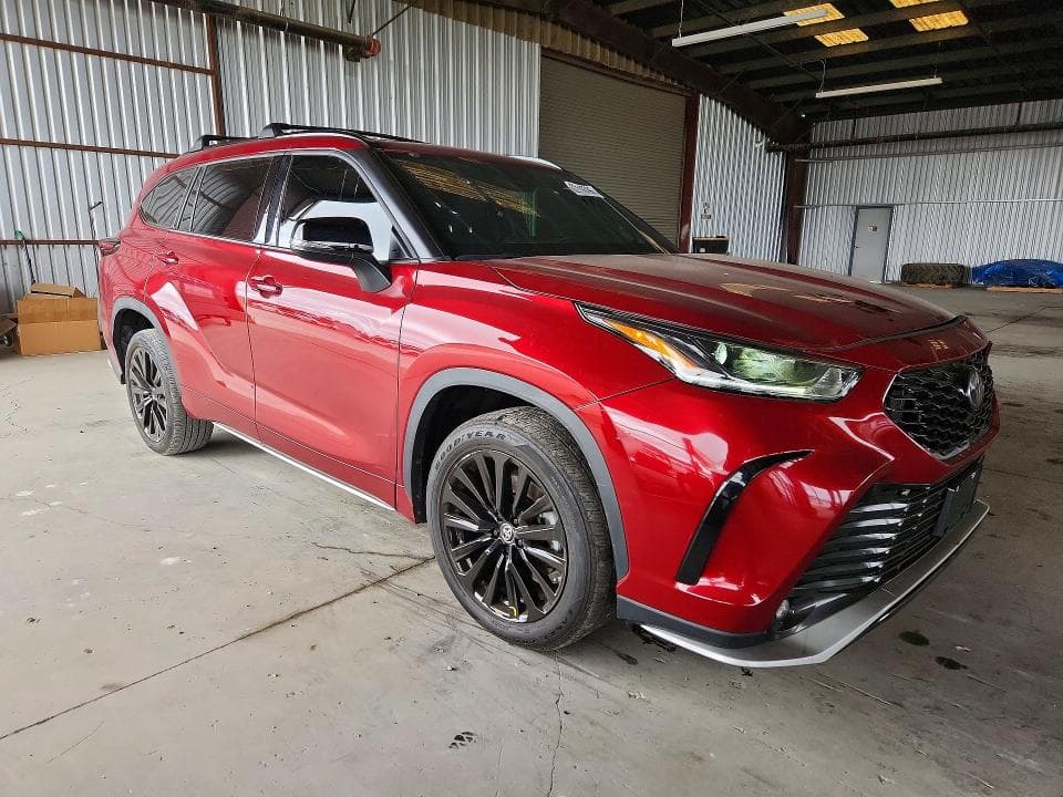 2024 TOYOTA HIGHLANDER XSE 4