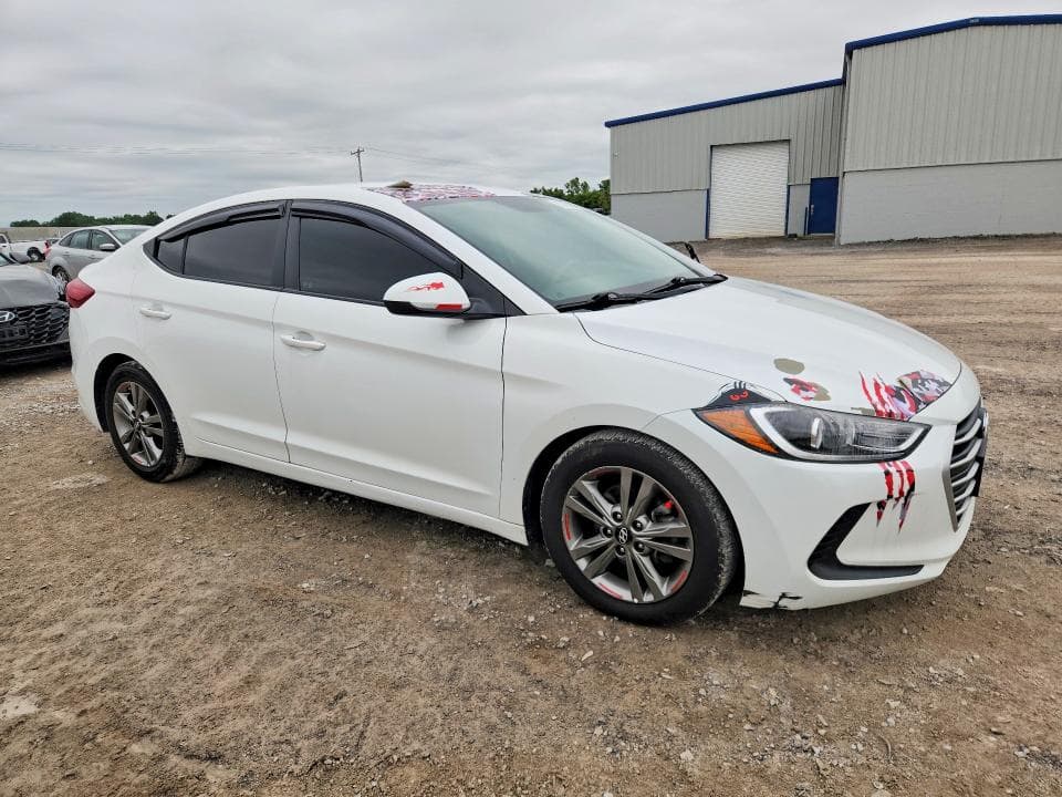 2018 HYUNDAI ELANTRA SEL 4