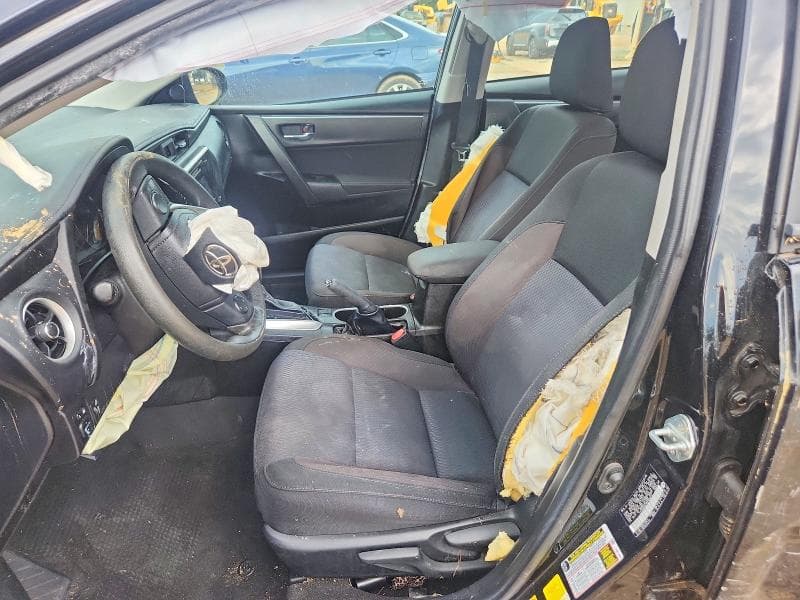 2019 TOYOTA COROLLA LE 7