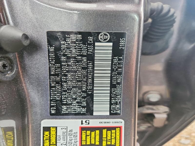 2019 TOYOTA CAMRY LE 12