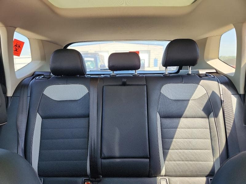 2022 VOLKSWAGEN TAOS SEL 10