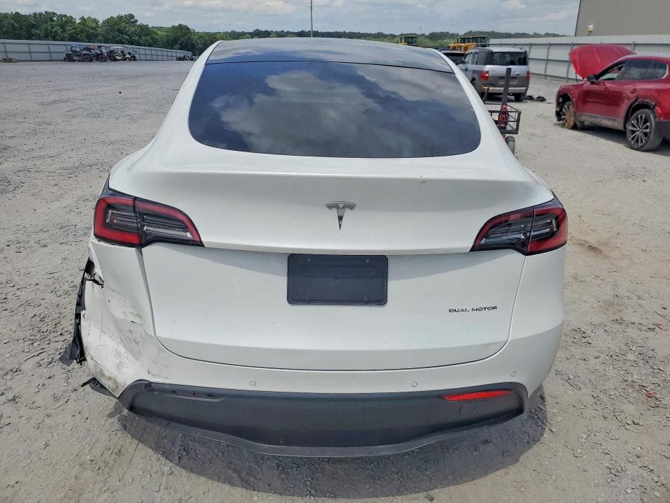 2021 TESLA MODEL Y 6