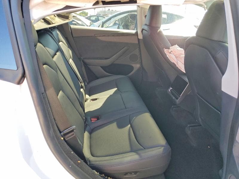 2026 TESLA MODEL Y 10