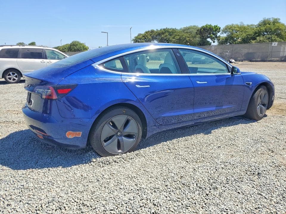 2020 TESLA MODEL 3 3