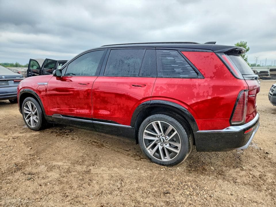 2026 CADILLAC VISTIQ SPORT 2