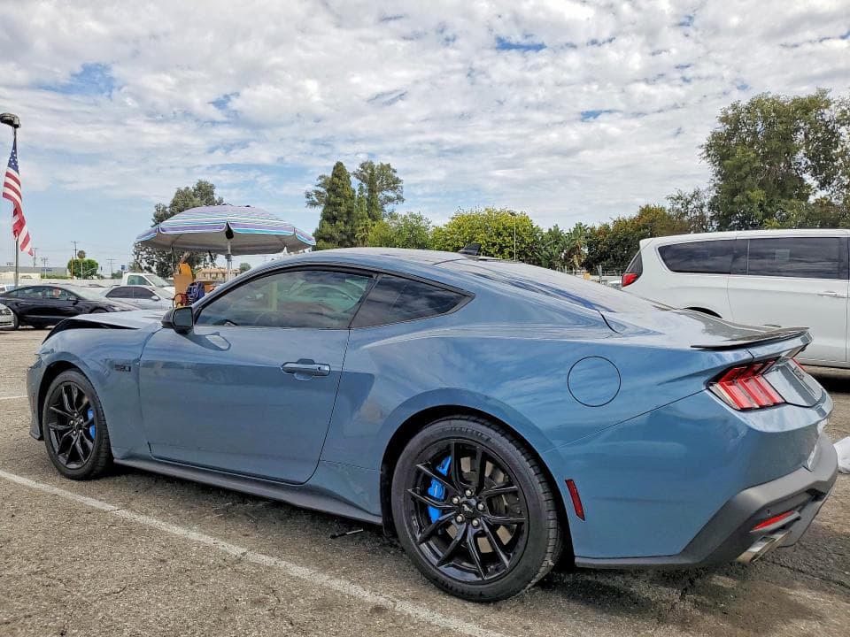 2024 FORD MUSTANG GT 2