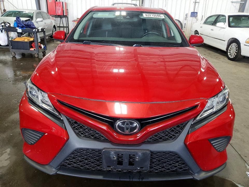 2019 TOYOTA CAMRY SE 5