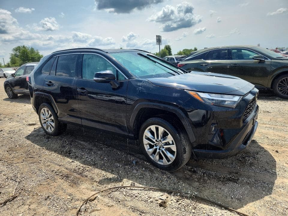 2024 TOYOTA RAV4 XLE PREMIUM 4
