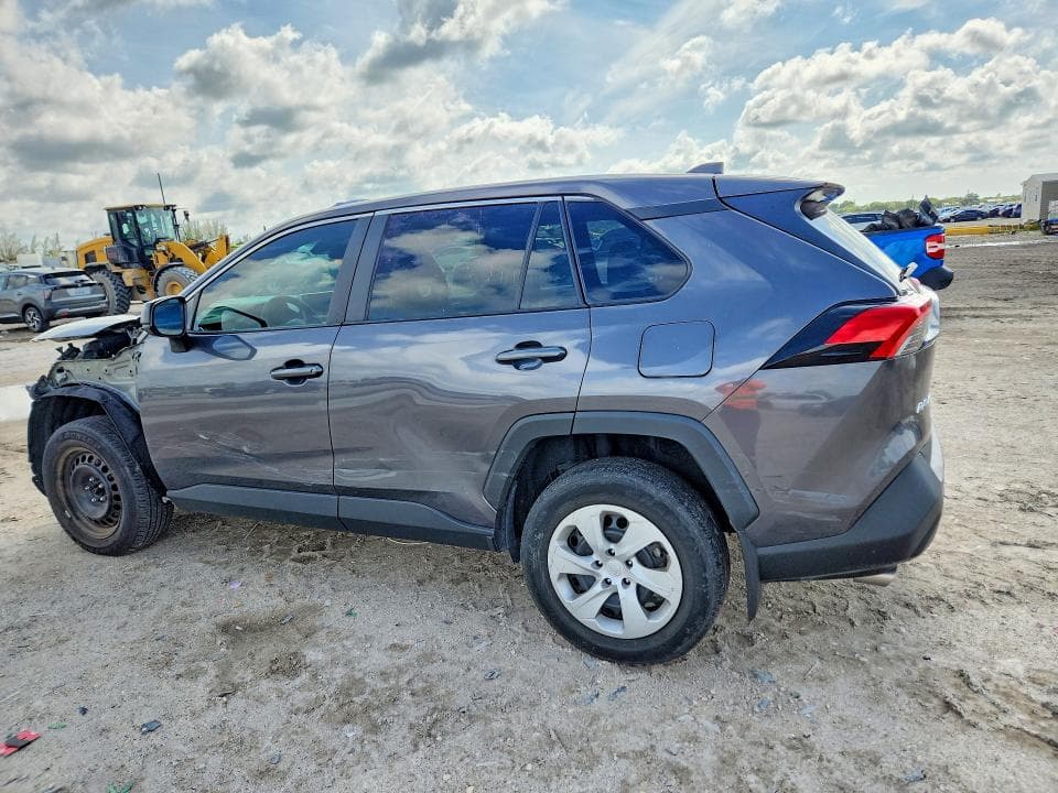 2024 TOYOTA RAV4 LE 2