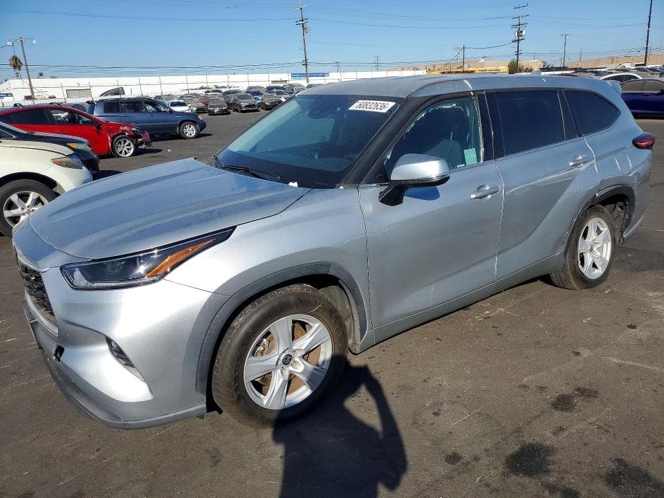 2021 TOYOTA HIGHLANDER LE - 1
