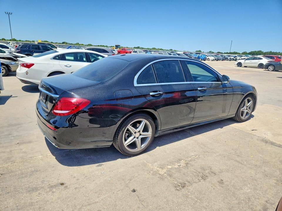 2017 MERCEDES-BENZ E 300 300 3