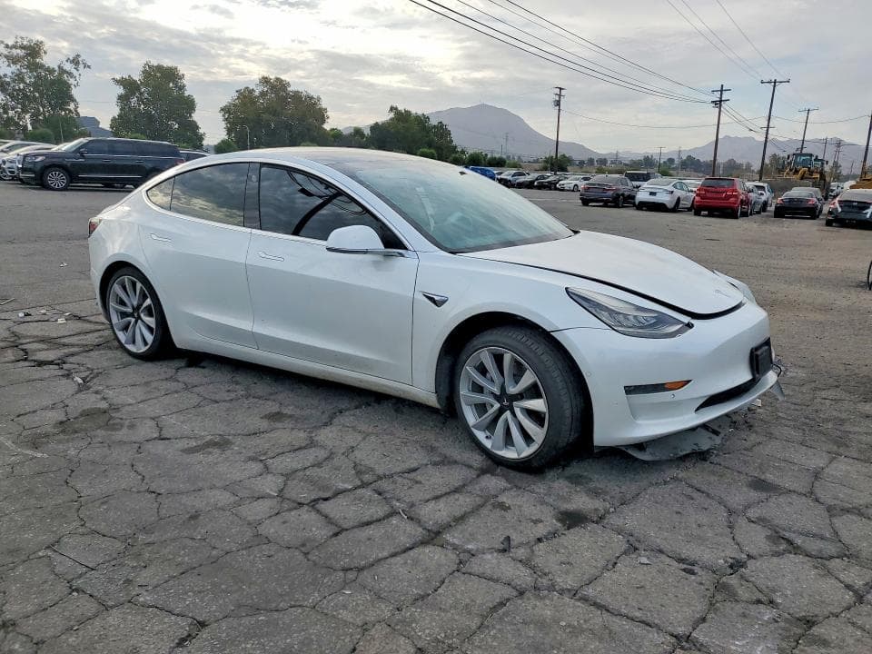 2020 TESLA MODEL 3 4