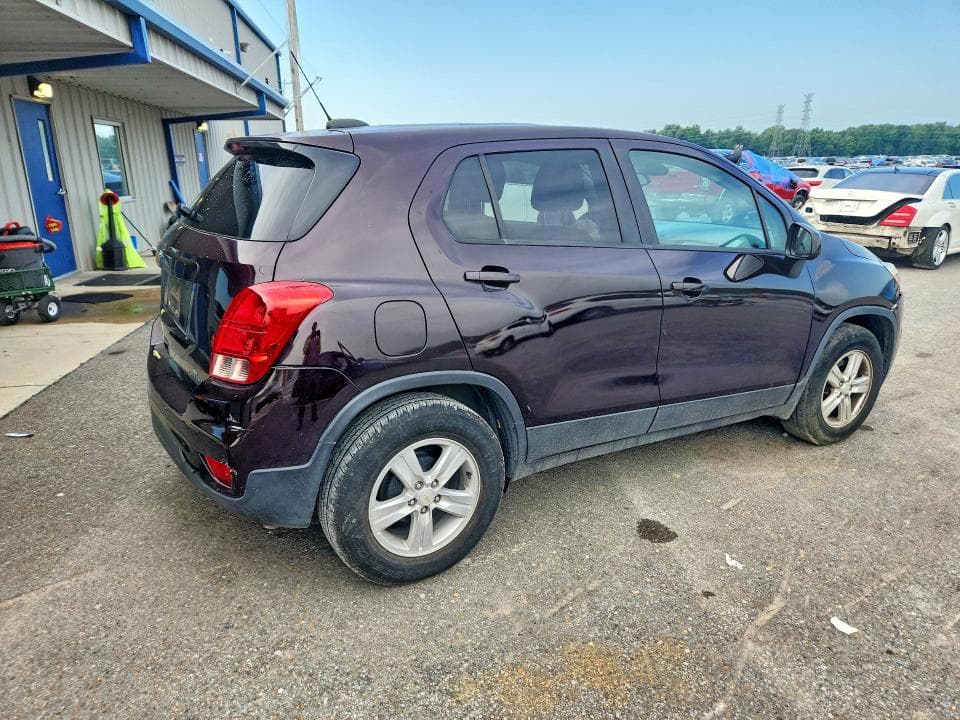 2021 CHEVROLET TRAX LS 3
